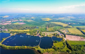Beautiful Apartment In Süsel With Lake View